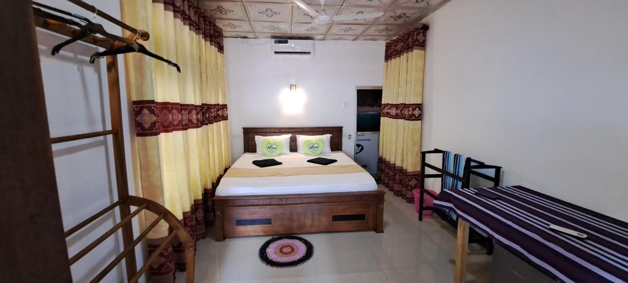 Kavidi Villa Home Stay Tangalle Habitación foto